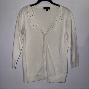 AGB women’s size medium cardigan white floral